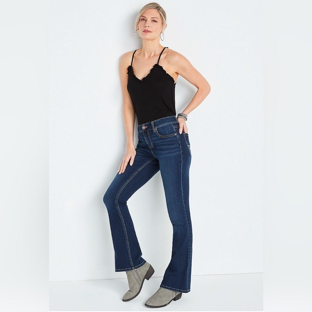NWT sz 14 *m jeans* by maurices Classic Flare Mid Rise Jean